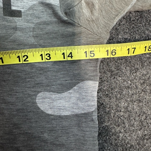Women’s Nobull long sleeve tee Grey camo size extra small - Picture 4 of 5